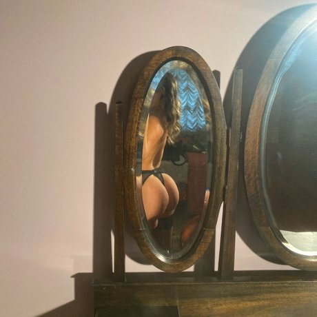 Sarah Compston star xxx picture