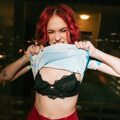 Taylor Upsahl_ Profile