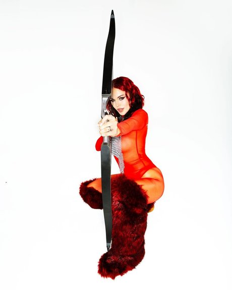 Taylor Upsahl_ xxx model pictures