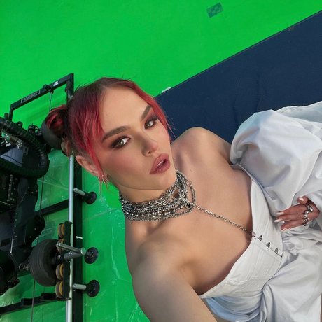 Taylor Upsahl_ hd star pic