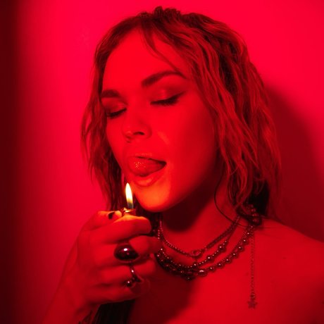 Taylor Upsahl_ exclusive star gallery