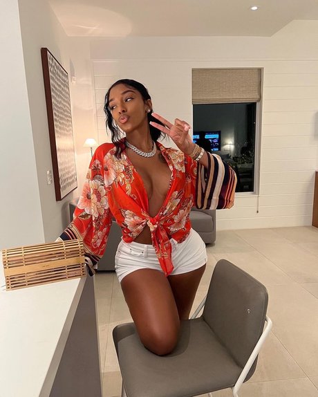 Ashley Burgos erotic model archive