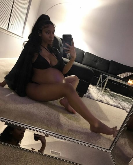 Ashley Burgos star beautiful pics