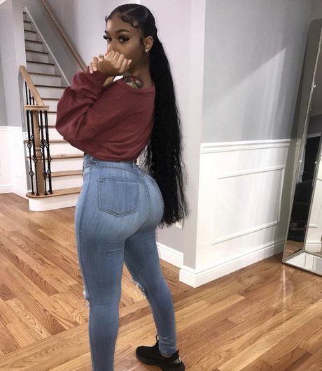 Ashley Burgos pornstar exclusive img