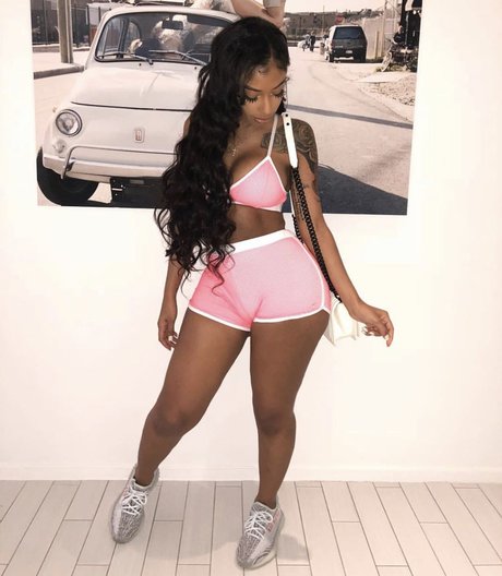 Ashley Burgos pornstar sexy pic