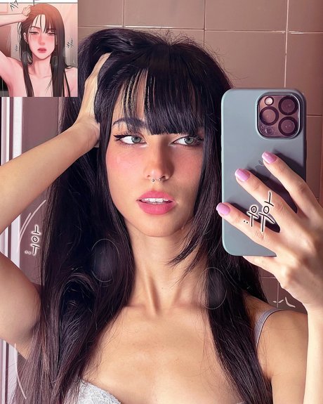 Lucrelisa_ art star image