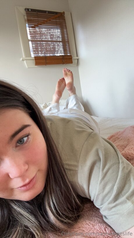 Sashamaeslife free actress picture