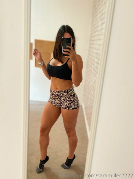 Saramiller2222 pornstar erotic image