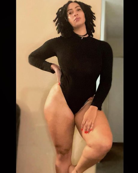 God Beth high quality actress image