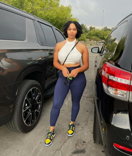 hairy legs onlyfans porn images