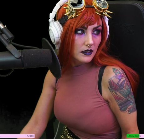 skinny shemale onlyfans naked pic