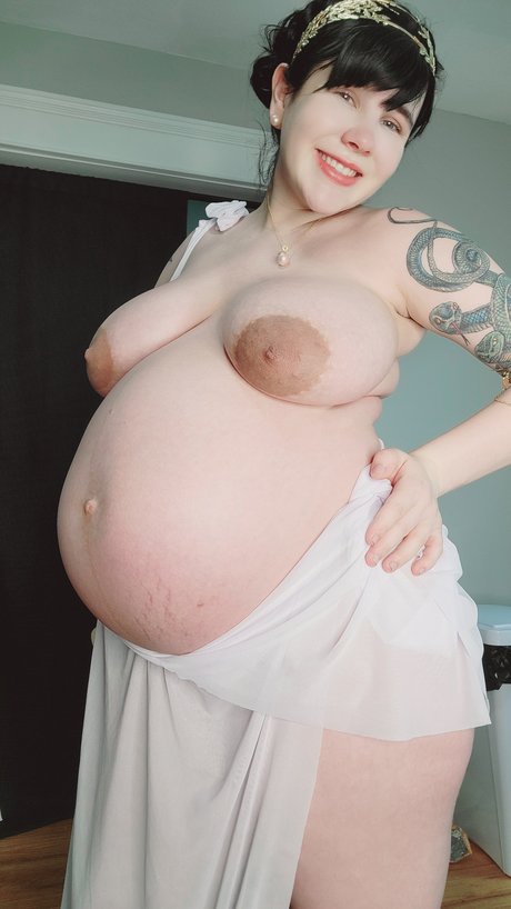 Invader Noodles hot model images