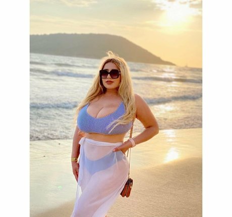 fat girls onlyfans exclusive img