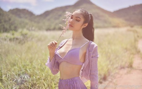 Ploytiger free star gallery