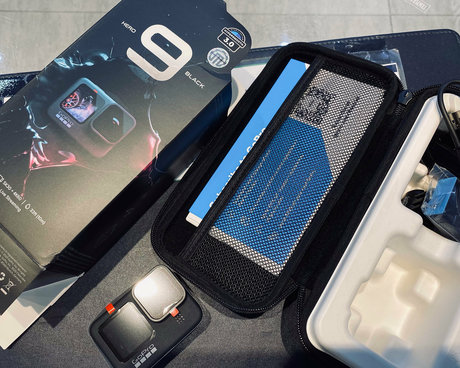 Ploytiger exclusive star pics