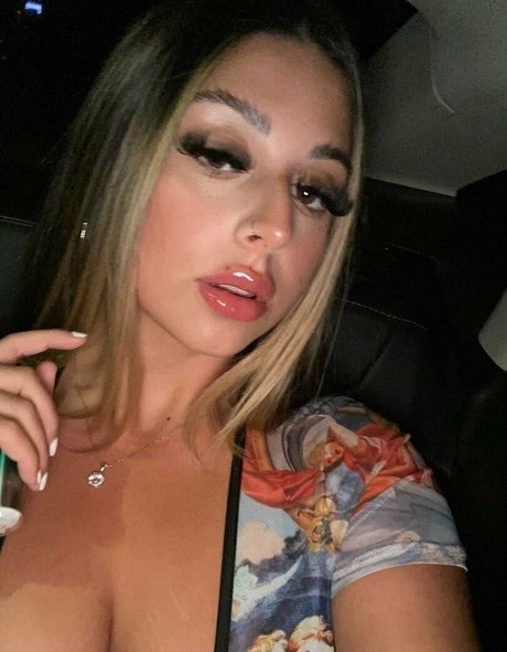 Submissive Skylar Profile