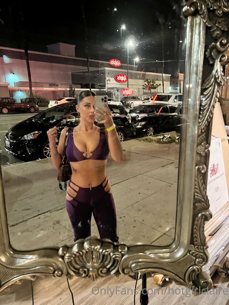 Submissive Skylar pornstar pics