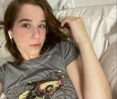 Blushybaby model exclusive img