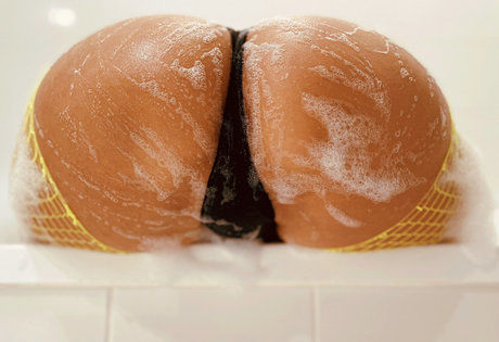 Little miss submissive star adult pics