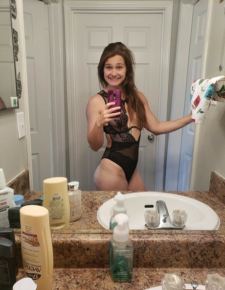 Queen Amber pornstar sexy images