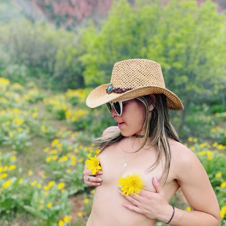 Avain the chaos pornographic model photo