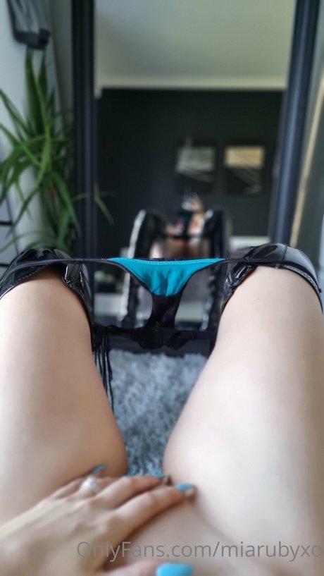 miarubyxo nude star pictures