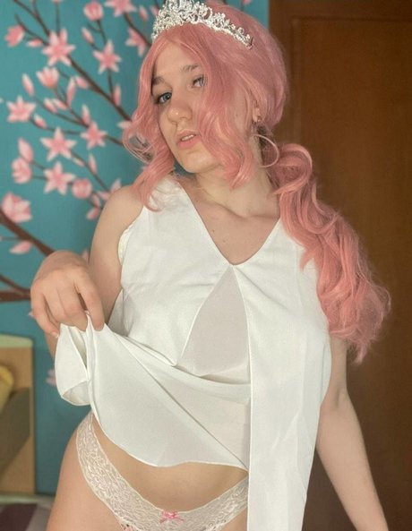 Hyuga Senpai pretty model pic