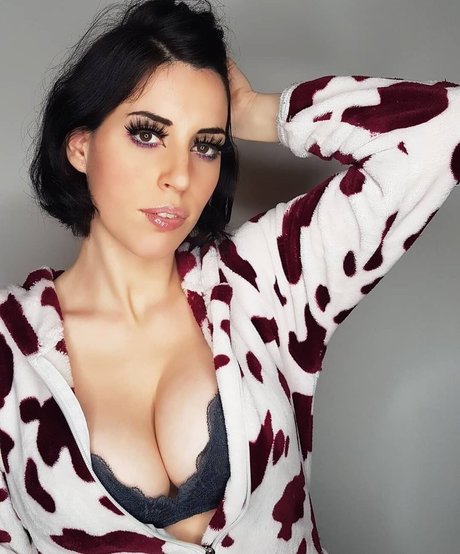 shemale cumshot onlyfans porno photo