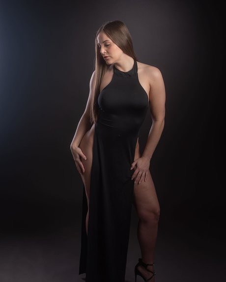 Alyson Rae star porn pictures