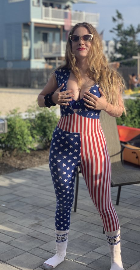 roun sa ville model nudes photos