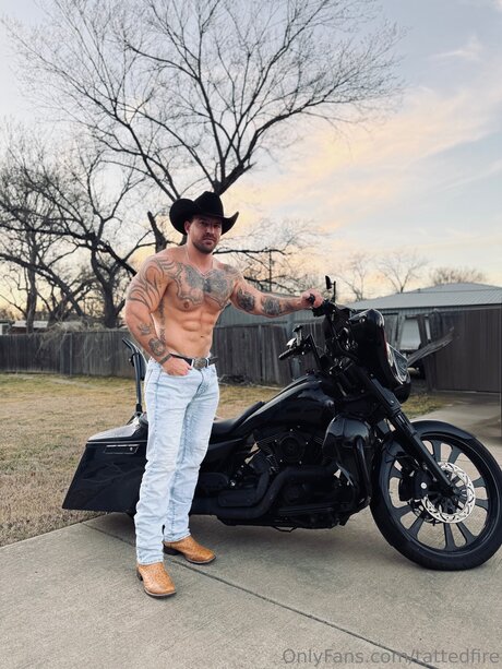 Tattedfire sex star img