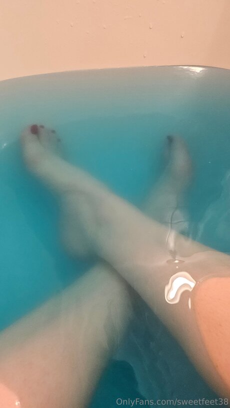 Sweetfeet38 adult model photos