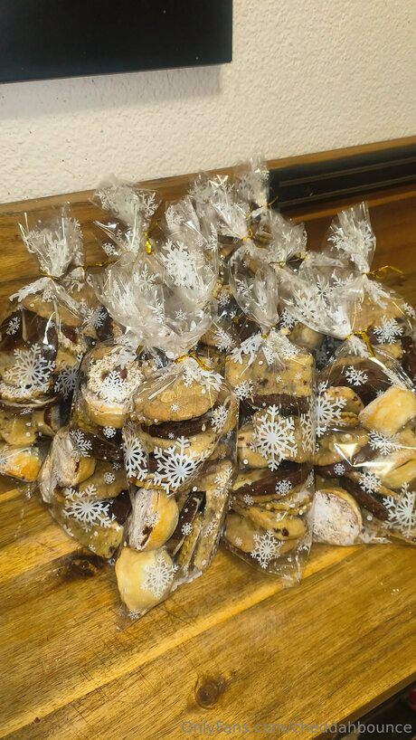 Cheddahbounce hot pornstar image