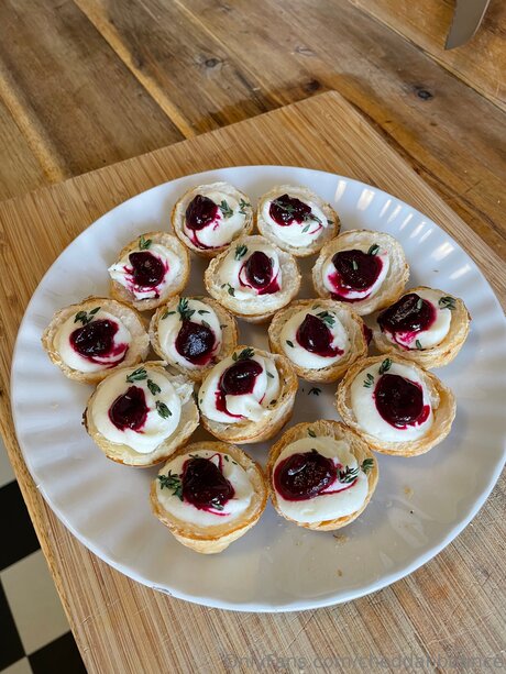 Cheddahbounce model porn pictures