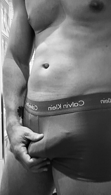 Lucri28 naked model galleries