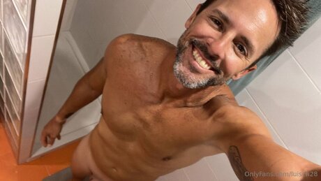 Lucri28 star art picture