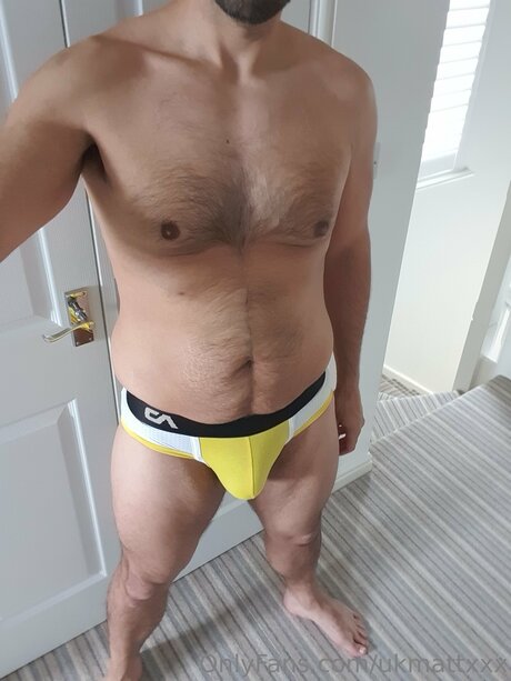 Ukmattxxx art model archive