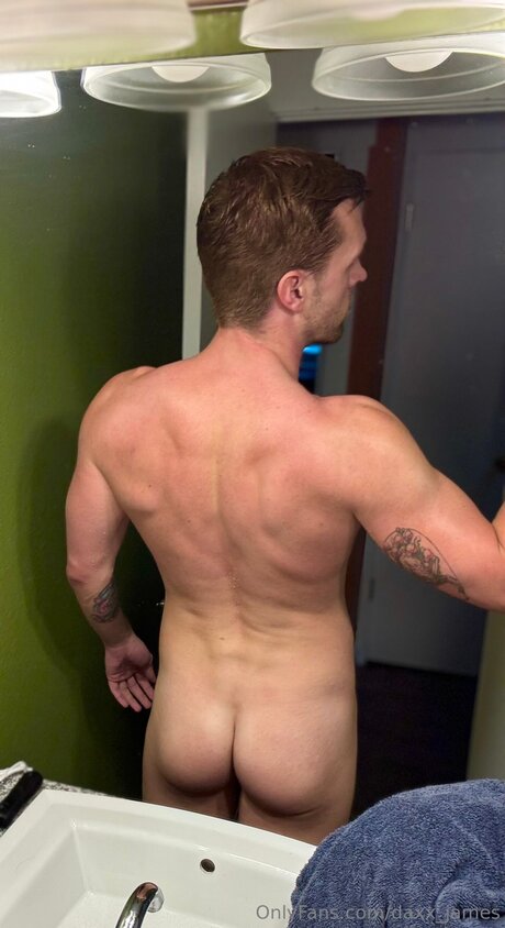 Daxx James star adult img