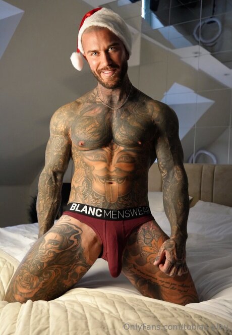 Tobias Bleu model perfect pics