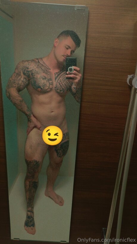 Ironicflex perfect star photos