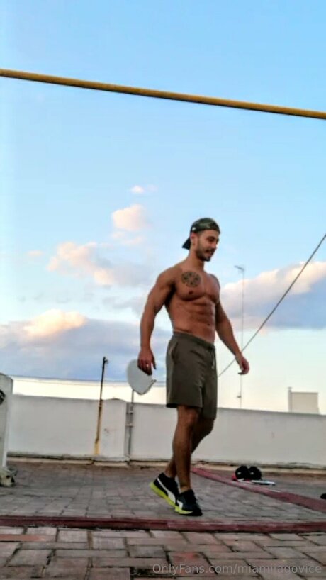 Miamijagovice pornographic star gallery