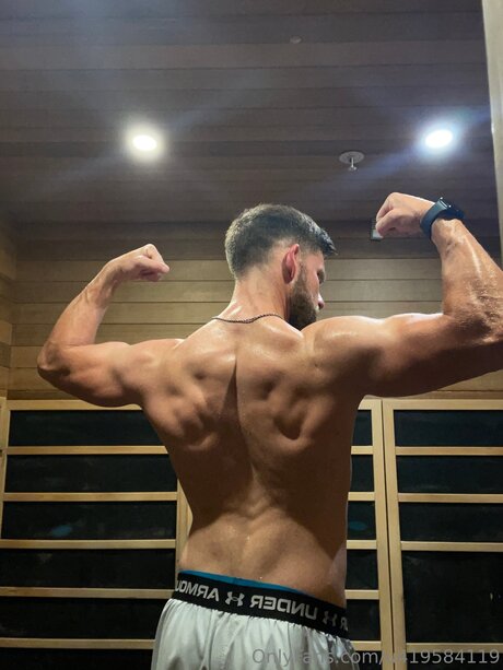 U419584119 pornographic model pics