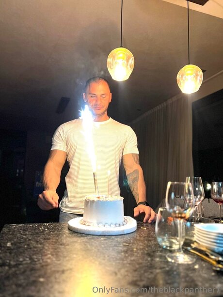 Theblackpanther7 xxx pornstar photo