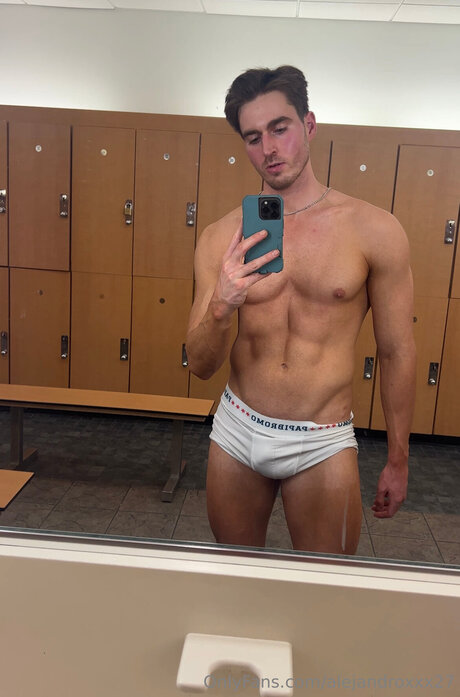 Alejandroxxx27 star sexy images