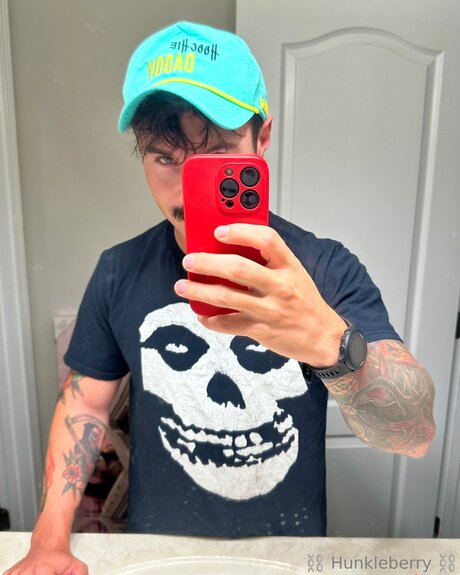 Im Your Hunkleberry pornstar naked pics