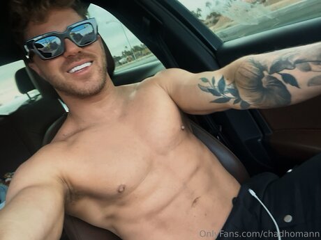 Chadhomann model hot photo