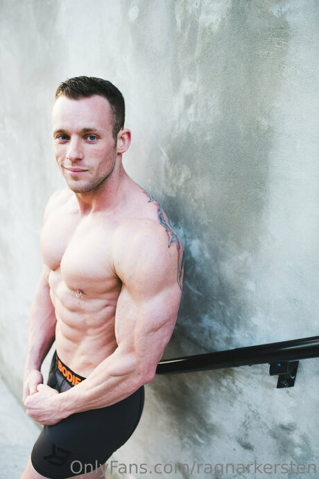Ragnarkersten sexy model images