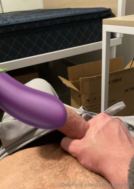 Tommyboy280 nudes star photo