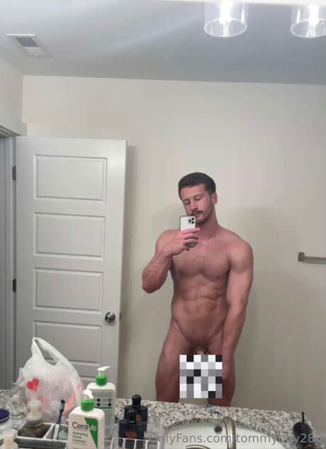 Tommyboy280 best model photo