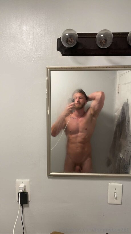 Tommyboy280 star sexy galleries